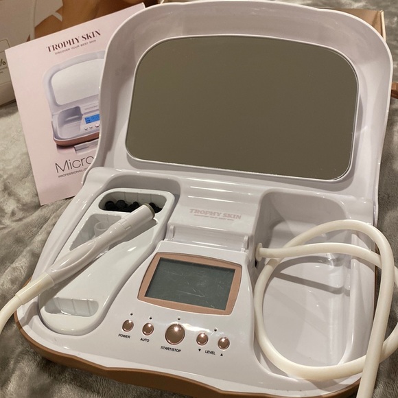 Trophy Skin MicrodermMD - At Home Microdermabrasion Kit - Diamond Tip